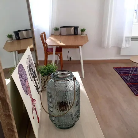 Beau Studio Au Coeur Du Panier Marseilles Buitenkant foto
